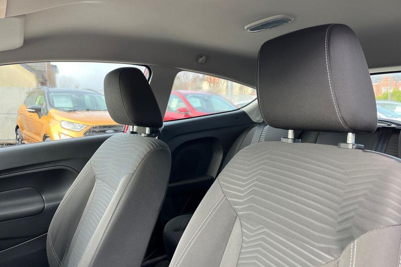 Used Ford Fiesta 2016 for sale - 76895432: Photo 19