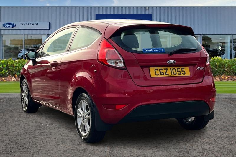 Used Ford Fiesta 2016 for sale - 76895432: Photo 2