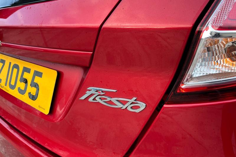 Used Ford Fiesta 2016 for sale - 76895432: Photo 39