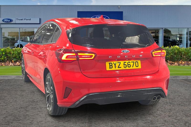 Used Ford Focus 2022 for sale - 76385011: Photo 2