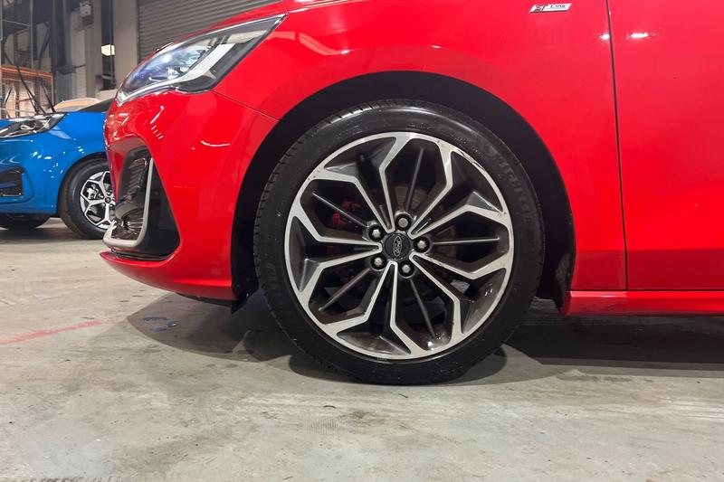 Used Ford Focus 2022 for sale - 76385011: Photo 8