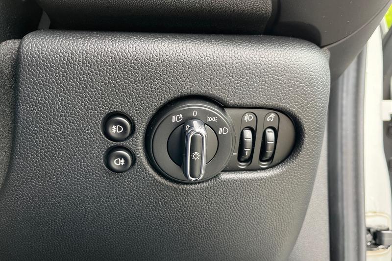 Used MINI Hatch 2020 for sale - 78001222: Photo 25