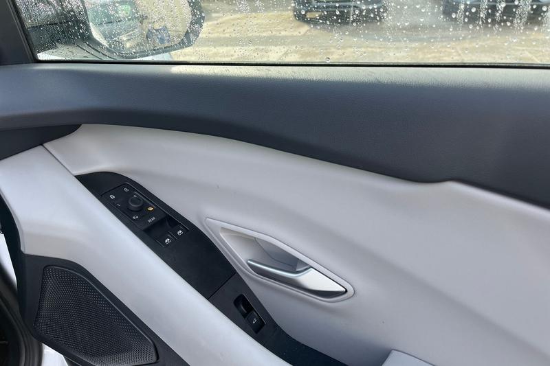 Used Ford Explorer 2025 for sale - 77718619: Photo 25