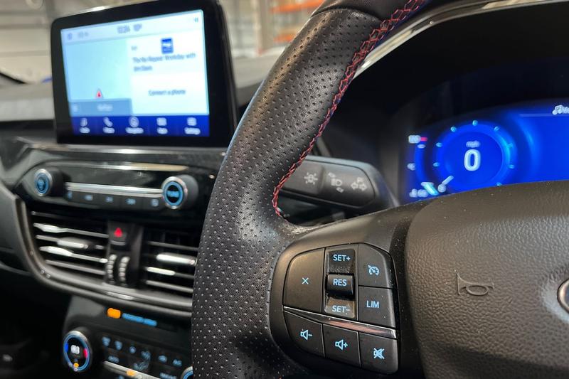 Used Ford Kuga 2022 for sale - 76308849: Photo 30