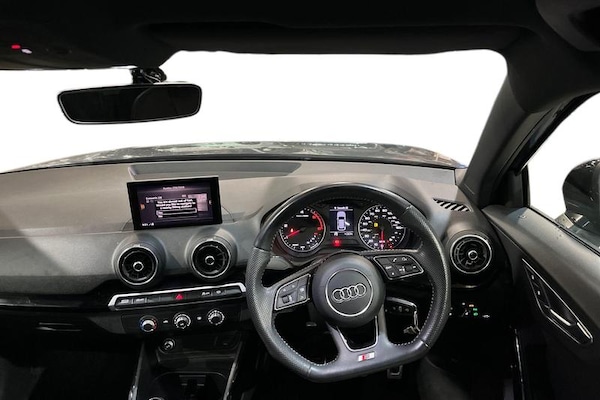 Used Audi Q2 2020 for sale - 76332591: Photo 11