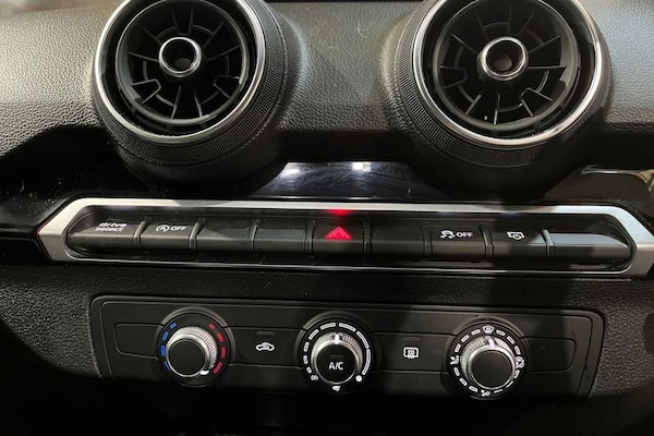 Used Audi Q2 2020 for sale - 76332591: Photo 36