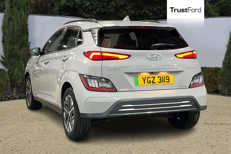 Used Hyundai KONA 2022 for sale - 76918319: Photo 2