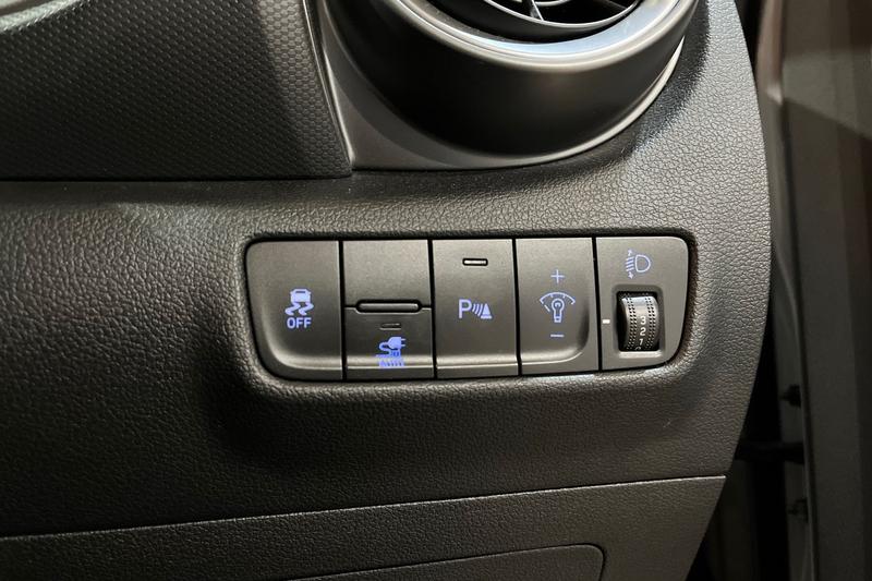 Used Hyundai KONA 2022 for sale - 76918319: Photo 28