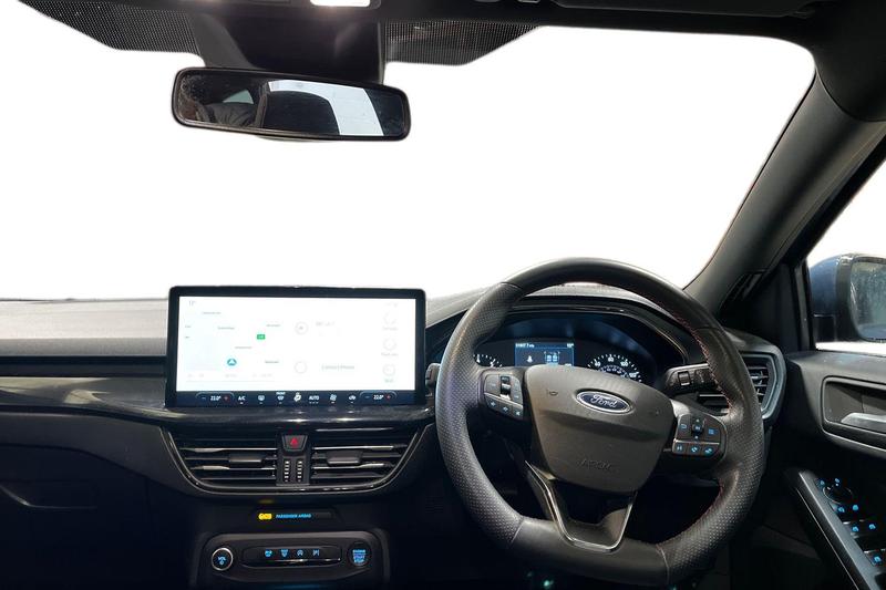 Used Ford Focus 2022 for sale - 76508160: Photo 10