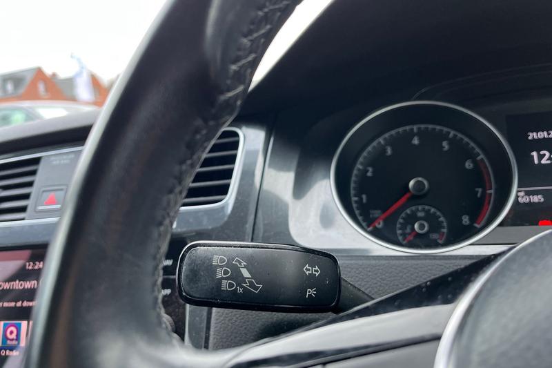 Used Volkswagen Golf 2017 for sale - 77274915: Photo 14