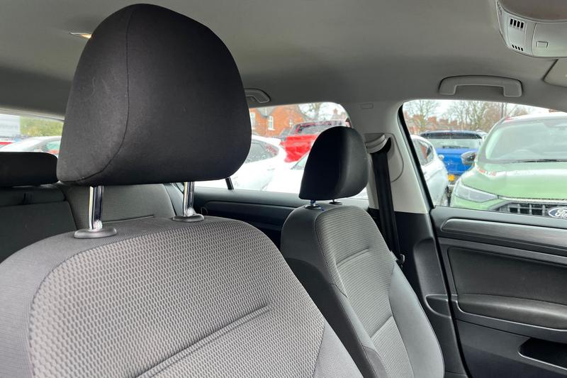 Used Volkswagen Golf 2017 for sale - 77274915: Photo 17