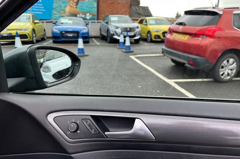 Used Volkswagen Golf 2017 for sale - 77274915: Photo 25