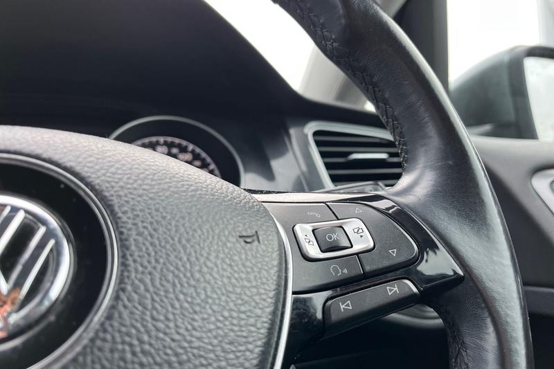 Used Volkswagen Golf 2017 for sale - 77274915: Photo 27