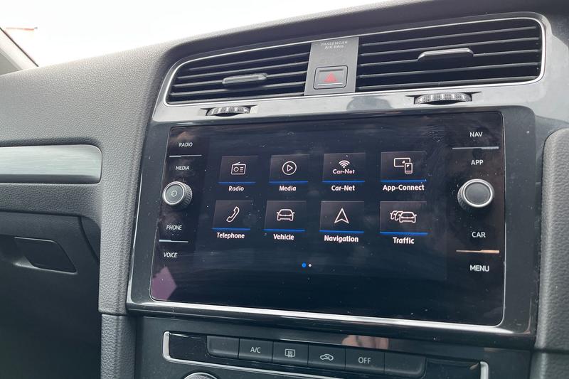 Used Volkswagen Golf 2017 for sale - 77274915: Photo 36