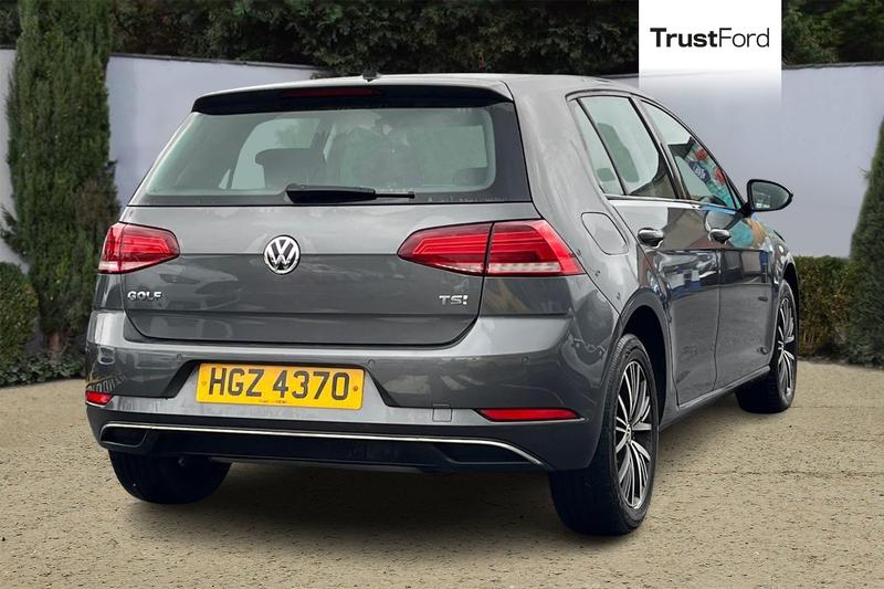 Used Volkswagen Golf 2017 for sale - 77274915: Photo 4