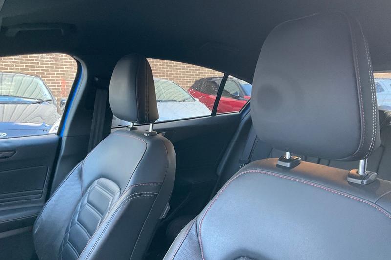 Used Ford Focus 2022 for sale - 76722845: Photo 19