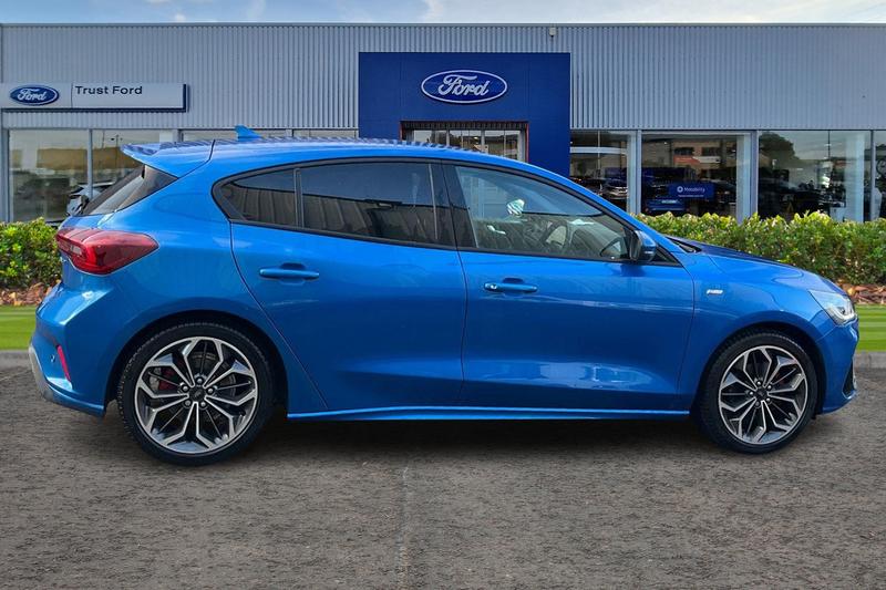 Used Ford Focus 2022 for sale - 76722845: Photo 3