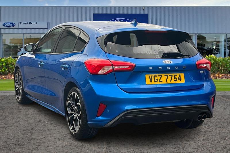 Used Ford Focus 2021 for sale - 76385012: Photo 2