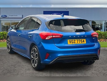 Used Ford Focus 2021 for sale - 76385012: Photo