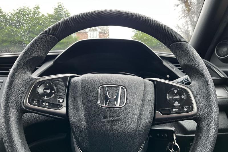 Used Honda Civic 2017 for sale - 77529093: Photo 12