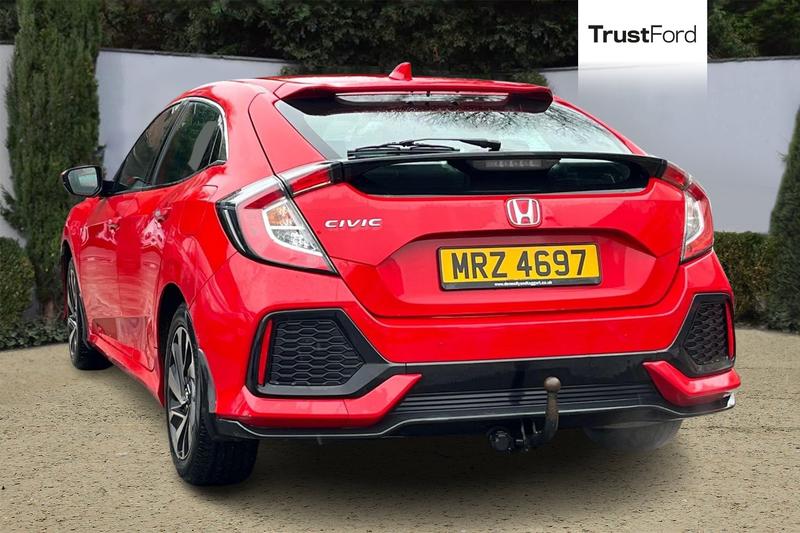 Used Honda Civic 2017 for sale - 77529093: Photo 2