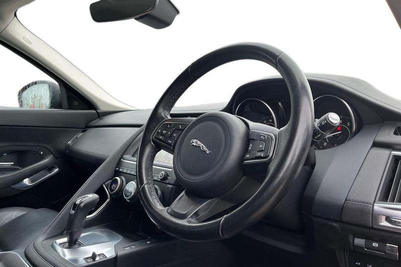 Used Jaguar E-Pace 2018 for sale - 76474415: Photo 9