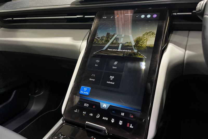 Used Ford Explorer 2025 for sale - 77381622: Photo 32