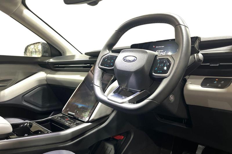 Used Ford Explorer 2025 for sale - 77381622: Photo 9