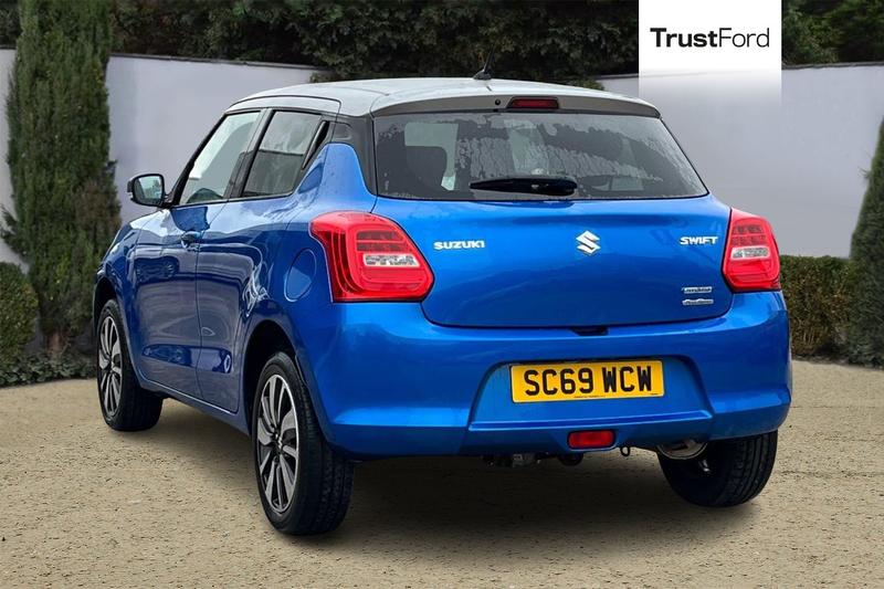 Used Suzuki Swift 2020 for sale - 76508144: Photo 2