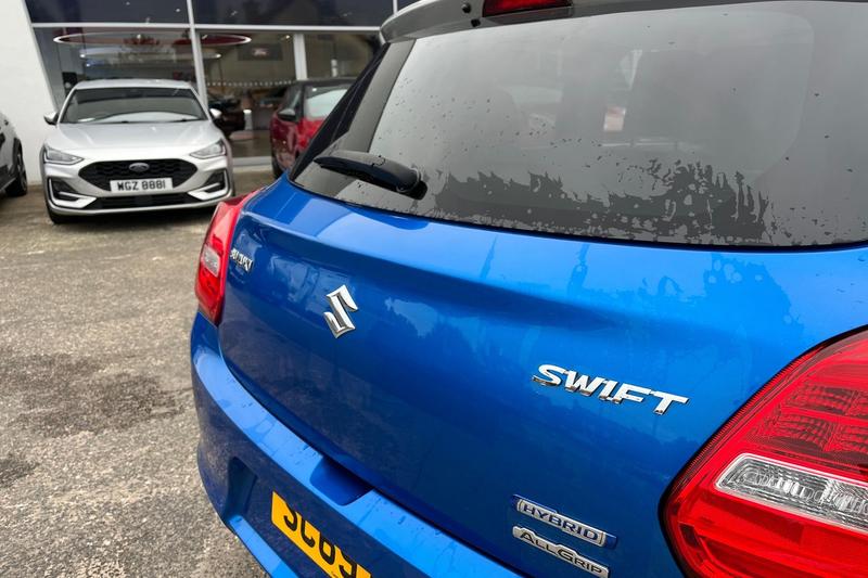 Used Suzuki Swift 2020 for sale - 76508144: Photo 40