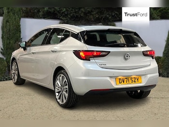 Used Vauxhall Astra 2021 for sale - 76036188: Photo 2