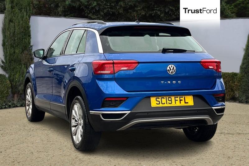 Used Volkswagen T-Roc 2019 for sale - 76835597: Photo 2