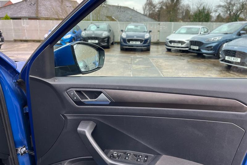 Used Volkswagen T-Roc 2019 for sale - 76835597: Photo 25