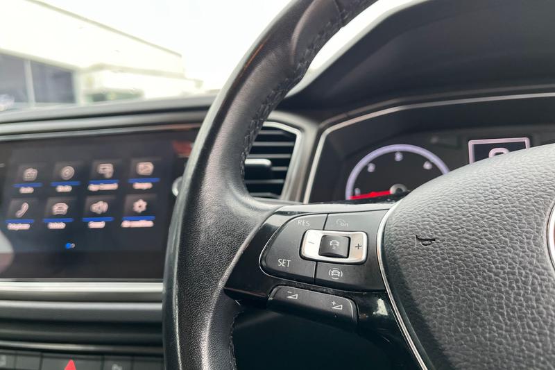 Used Volkswagen T-Roc 2019 for sale - 76835597: Photo 28