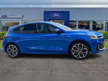 Used Ford Focus 2023 for sale - 79512382: Photo