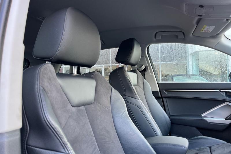 Used Audi Q3 2019 for sale - 77225820: Photo 17