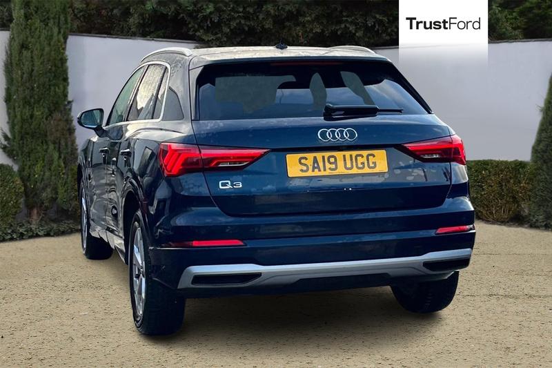 Used Audi Q3 2019 for sale - 77225820: Photo 2