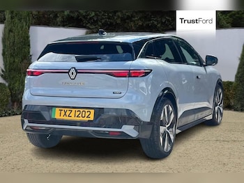 Used Renault Megane E Tech 2023 for sale - 79436867: Photo