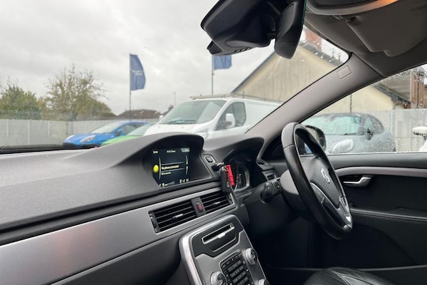 Used Volvo V70 2015 for sale - 76277363: Photo 18