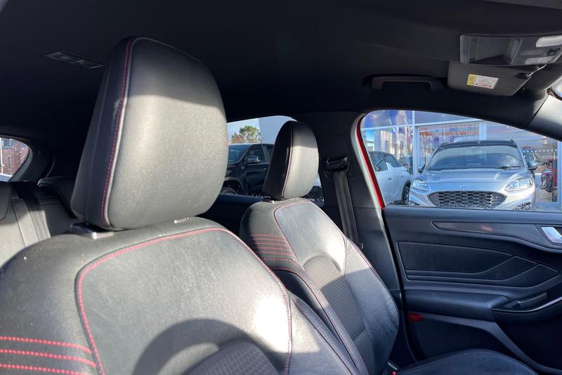 Used Ford Focus 2019 for sale - 76984874: Photo 17