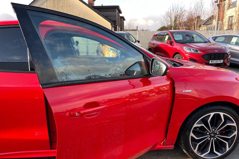 Used Ford Focus 2019 for sale - 76984874: Photo 25