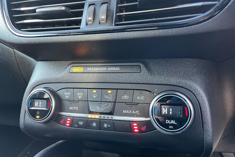 Used Ford Focus 2019 for sale - 76984874: Photo 37