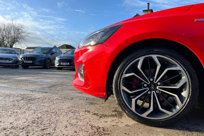 Used Ford Focus 2019 for sale - 76984874: Photo 8