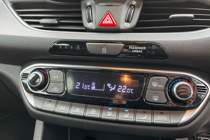 Used Hyundai i30 2019 for sale - 76467738: Photo 36