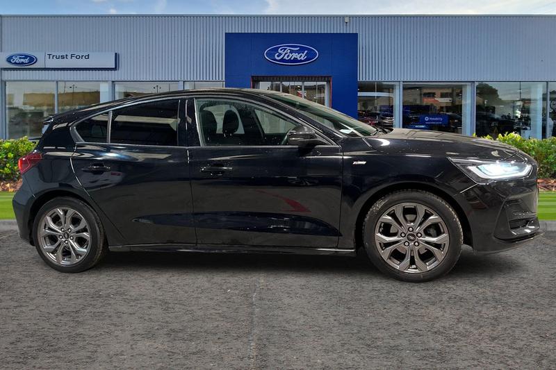 Used Ford Focus 2022 for sale - 77192864: Photo 3