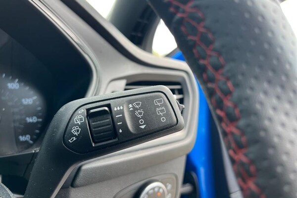 Used Ford Focus 2023 for sale - 74917662: Photo 15