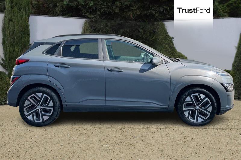 Used Hyundai KONA 2023 for sale - 77959213: Photo 3