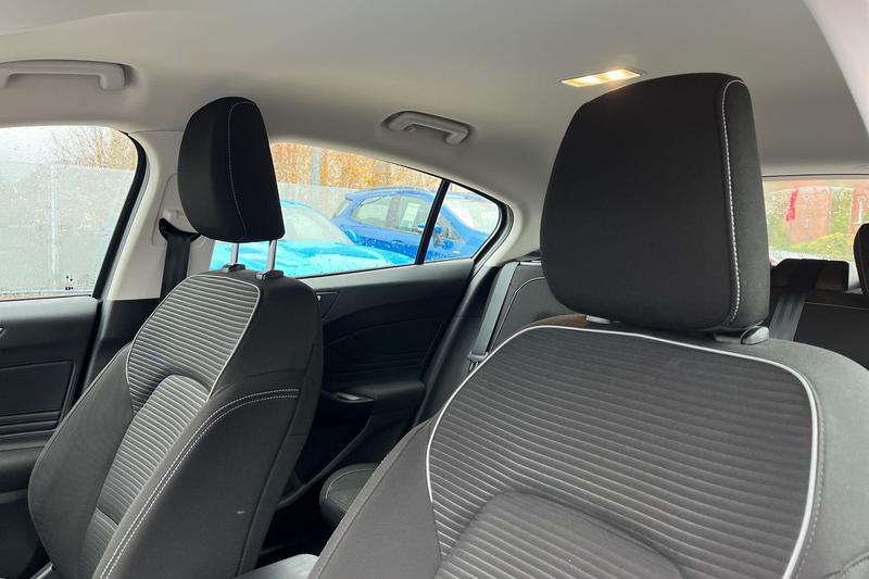 Used Ford Focus 2023 for sale - 76452918: Photo 19