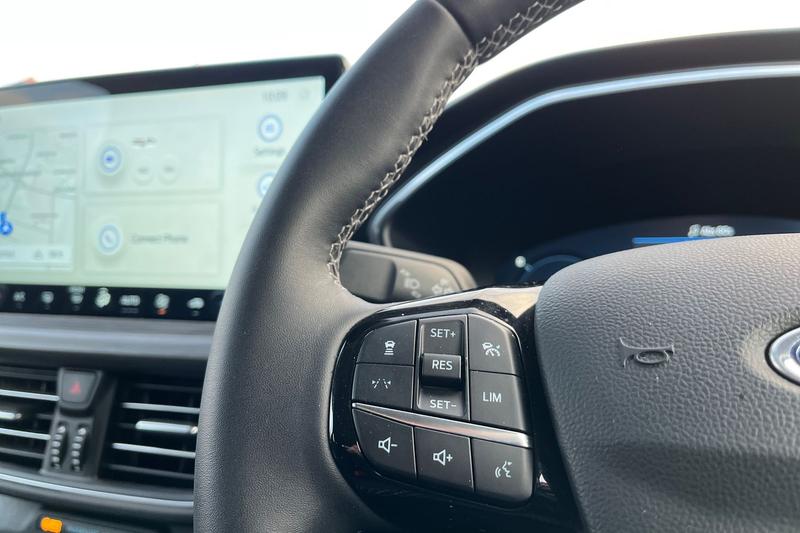 Used Ford Kuga 2025 for sale - 77138233: Photo 31