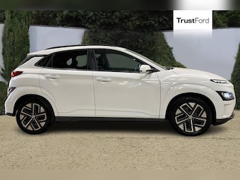 Used Hyundai KONA 2023 for sale - 79159732: Photo